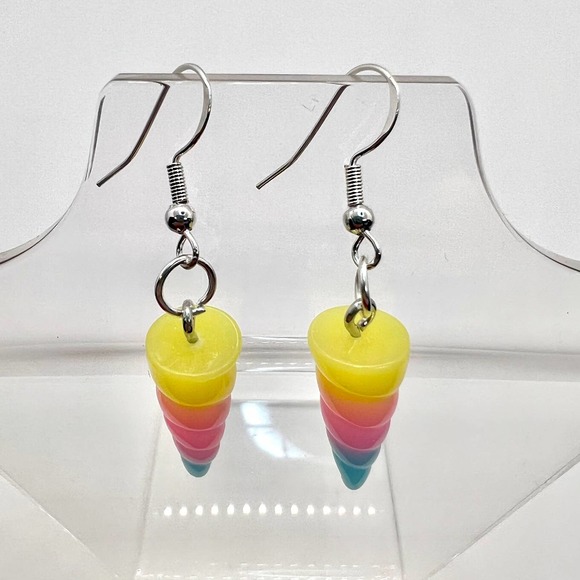 Unicorn Earrings - Unicorn Horns - Rainbow Earrings - JoJo Earrings - Picture 3 of 8
